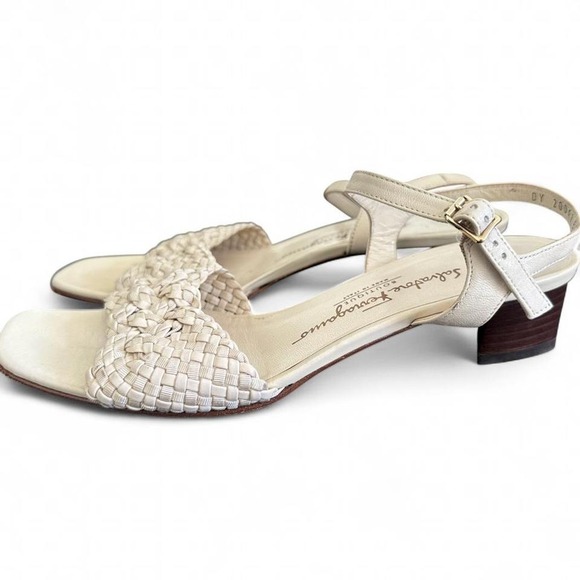 Salvatore Ferragamo Shoes - Vintage Salvatore Ferragamo Woven Cream Leather Designer Sandals